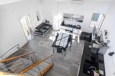 Duplex en dernier étage à vendre 3 pièces Cassis, vue mer, aucune charge de copropriété, stationnement !!