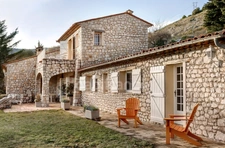 Propriete à vendre 6 pièces GOURDON (06), vue mer, jardin de 6000 m², garage...