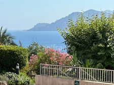 Appartement à vendre 2 pièces CANNES (06), vue mer, terrasse, piscine, place de parking !!