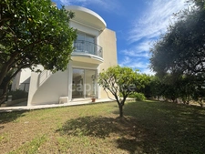 Maison d'architecte à vendre 6 pièces NICE (06),vue mer, 2 séjours, 2 salles à manger, 4 chambres, 4 salles de bain, garage 4 voitures, jardin