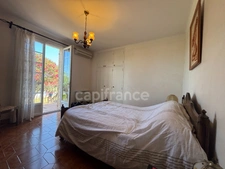 Maison de plain-pied de 240 m² à vendre LE CANNET DES MAURES (83), parcelle constructible détachable !!