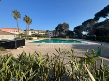 Appartement à vendre 2 pièces SAINT RAPHAEL (83), 2 piscines, golf, gardien, snack, aire de jeux pour enfants !!