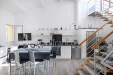 Duplex en dernier étage à vendre 3 pièces Cassis, vue mer, aucune charge de copropriété, stationnement !!