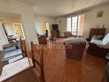 Maison de plain-pied de 240 m² à vendre LE CANNET DES MAURES (83), parcelle constructible détachable !!
