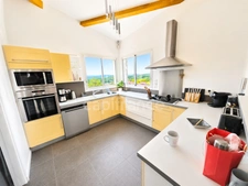 Maison à vendre 6 pièces LA MOTTE (83), 4 chambres, piscine, jardin paysagé  de 1980 m²