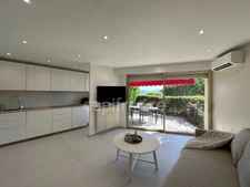 Appartement à vendre 2 pièces CANNES (06), vue mer, terrasse, piscine, place de parking !!