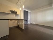 Appartement à vendre 2 pièces NICE (06) séjour, chambre, salle d'eau, charges ultra faibles : 95 euros/mois !!