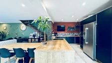 MAISON FAMILIALE 