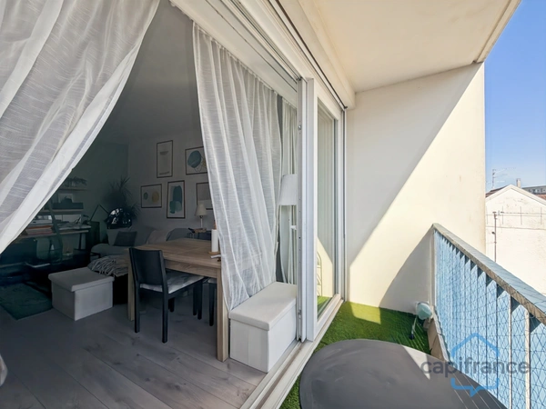 APPARTEMENT AVEC TERRASSE