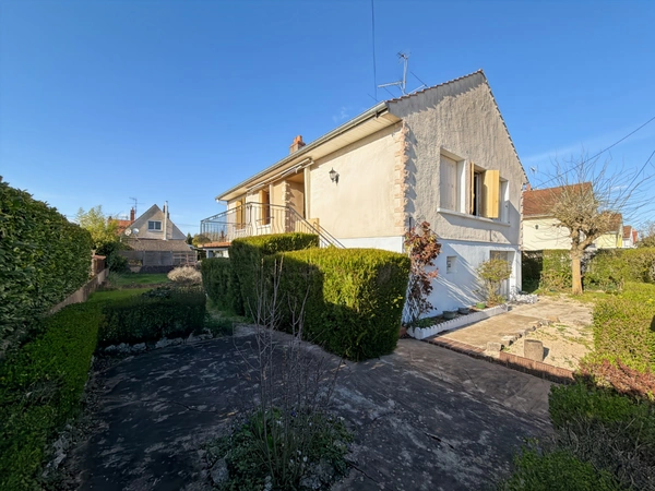 MAISON A RENOVER