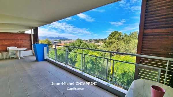Appartement à vendre 2 pièces MARSEILLE 12EME ARRONDISSEMENT (13)