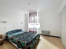 Immeuble à vendre LARGENTIERE (07) 340 m2 dont 190 m2 Habitables - 