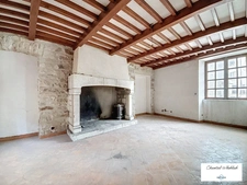  À vendre maison de village à rénover à LABLACHERE (07)