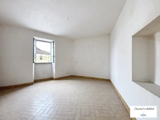  À vendre maison de village à rénover à LABLACHERE (07)