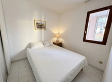 FURNISHED APARTMENT WITH CLOSED CABIN – 10 SQM LOGGIA – POOL & PARKING – CAP D'AGDE