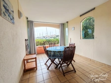 T2 de 36 m² avec loggia et vue port — Secteur Saint-Martin