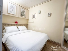 T2 de 36 m² avec loggia et vue port — Secteur Saint-Martin