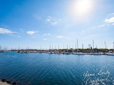 Exclusivité – Vue imprenable sur l'entrée et la sortie du port