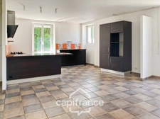 Maison d'environ 81 m² avec sous-sol aménageable de 40 m2 et son jardin de 418 m² – Crozes-Hermitage (26)