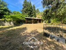Maison d'environ 120 m2 avec plus de 2,2 hectares de terrain et un potentiel d'agrandissement exceptionnel – Saint-Jean-de-Muzols