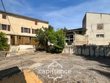 Maison d'environ 120 m2 avec plus de 2,2 hectares de terrain et un potentiel d'agrandissement exceptionnel – Saint-Jean-de-Muzols