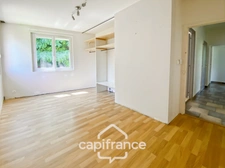 Maison d'environ 81 m² avec sous-sol aménageable de 40 m2 et son jardin de 418 m² – Crozes-Hermitage (26)