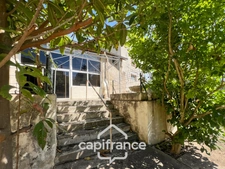 Maison d'environ 120 m2 avec plus de 2,2 hectares de terrain et un potentiel d'agrandissement exceptionnel – Saint-Jean-de-Muzols