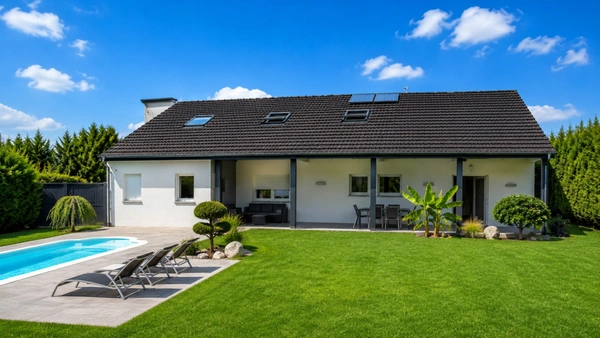 Dpt Moselle (57), à vendre proche de BITCHE maison P5 de 173,71 m² - Terrain de 1 700,00 m² - Plain pied