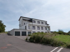 Dpt Moselle (57), à vendre proche de SARREGUEMINES appartement T5 de 104 m²  