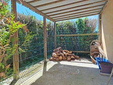 Jolie longère authentique + 170 m2 , sans aucun vis à vis au bord du Perche, entre campagne et forets,  avec dépendance, buchet et cellier, jardin arboré.