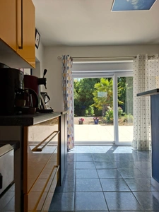 Longère 7 pièces, garage, au calme, dans hameau, proche Fresnay sur Sarthe et Ancinnes, 3min A28 & Gare