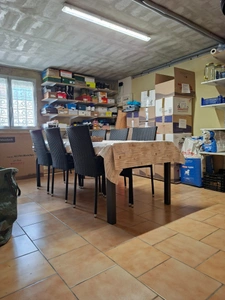 Jolie maison à qql minutes du centre Alençon, AUCUN travaux à prévoir, de qualité, jardin clos, parfaitement entretenue