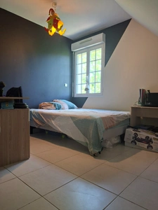 Maison individuelle sous sol 2007, secteur Le Mele Sur Sarthe 61, 4 chambres, 2sdb, 2wc, jardin arboré sans vis à vis, jaccuzzi, entre ALENCON et Mortagne au Perche