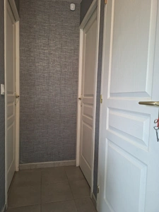 Maison familiale sans aucun travaux à prévoir, 4 chambres, grand garage, 4 min écoles, 15 min de Alencon , 2h Paris, au calme.