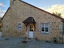 Longère + dépendance + grange, 3000m2 terrain clos, proche de ST CENERI LE GEREI & à 10 MIN ALENCON- Commerces et écoles à moins de 7 min.