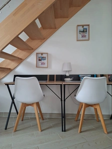 Maison familiale sans aucun travaux à prévoir, 4 chambres, grand garage, 4 min écoles, 15 min de Alencon , 2h Paris, au calme.