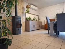 Maison 4 chambres 116m2 +double garage,  grande piece de vie plein sud, double garage. sur 2400m terrain, clos, Secteur Fresnays/ Sarthe- Ancinnes