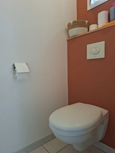 Maison familiale sans aucun travaux à prévoir, 4 chambres, grand garage, 4 min écoles, 15 min de Alencon , 2h Paris, au calme.