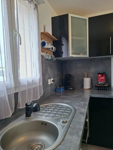 Maison familiale sans aucun travaux à prévoir, 4 chambres, grand garage, 4 min écoles, 15 min de Alencon , 2h Paris, au calme.