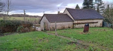 GRANGE-MAISONNETTE à rénover sur parcelle constructiible proche de CONDE-SUR-SARTHE 61