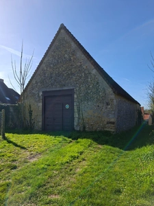 Maison en pierre brute, fond impasse à 15min d'Alençon, accès rapide péage accès LE MANS  35 min, 1h40 PARIS