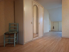 Longère + dépendance + grange, 3000m2 terrain clos, proche de ST CENERI LE GEREI & à 10 MIN ALENCON- Commerces et écoles à moins de 7 min.
