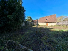 Maison en pierre brute à rénover, fond impasse, au calme Nord Sarthe proche Mamers, à 20min d'Alençon, accès rapide péage accès LE MANS  35 min