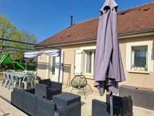 Maison parfaitement entretenue proche de Ancinnes,entièrement plain pied, SANS TRAVAUX, 15 min de Alençon, RARE sur le MARCHE  !!!!!!