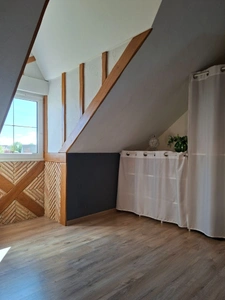Jolie maison à qql minutes du centre Alençon, AUCUN travaux à prévoir, de qualité, jardin clos, parfaitement entretenue