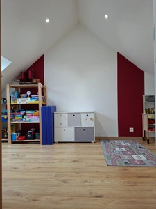 Maison familiale sans aucun travaux à prévoir, 4 chambres, grand garage, 4 min écoles, 15 min de Alencon , 2h Paris, au calme.