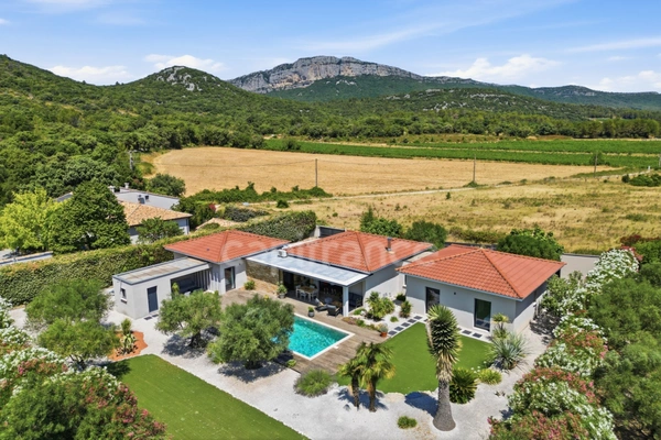 En Co-Exclusivité sur la commune de Saint Mathieu
