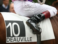 Deauville, fonds de commerce de restaurant à vendre 80 couverts, belle visibilité sur axe passant
