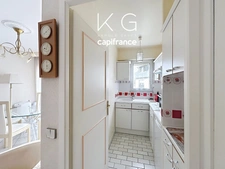 Deauville, Place Morny, beautiful 1-bedroom apartment for sale, 33m², on the 2nd floor, balcony overlooking gardens, cellar