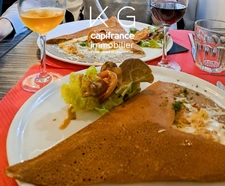 Proche Deauville fonds de commerce restaurant crêperie à vendre avec grande terrasse, clientèle fidèle